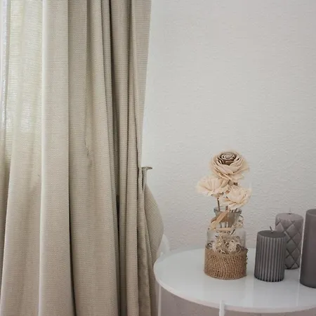 Sun-kissed Cozy בית נופש *